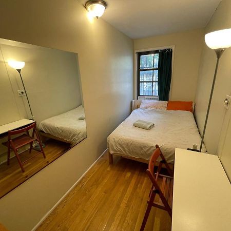 Affordable & Central Williamsburg Boutique Room Нью-Йорк Экстерьер фото