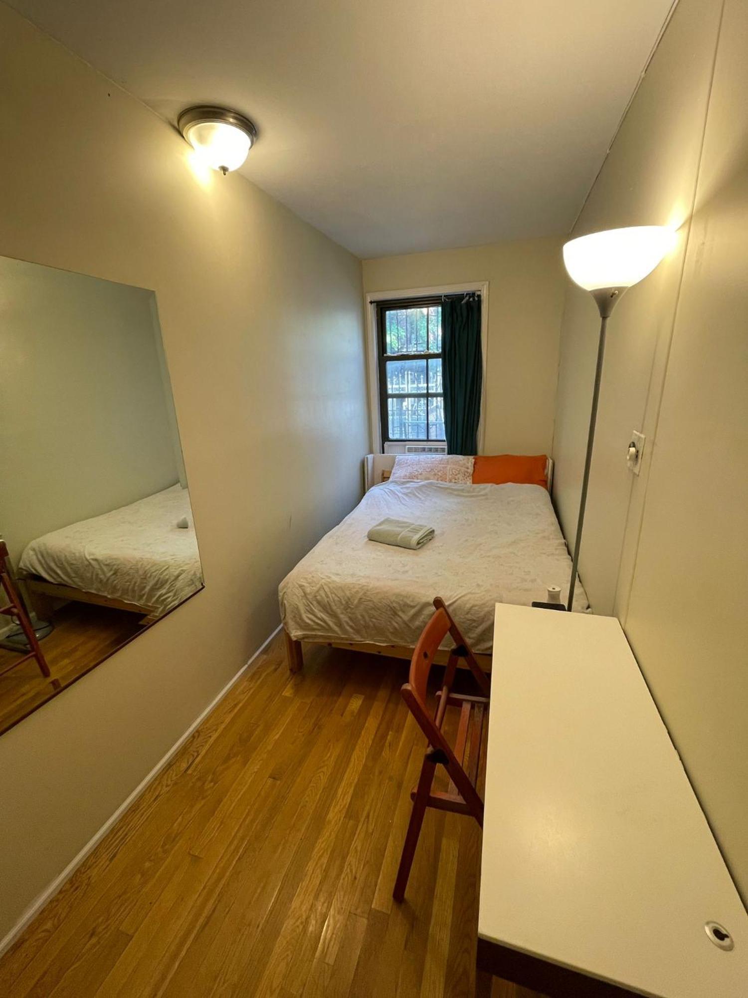Affordable & Central Williamsburg Boutique Room Нью-Йорк Экстерьер фото