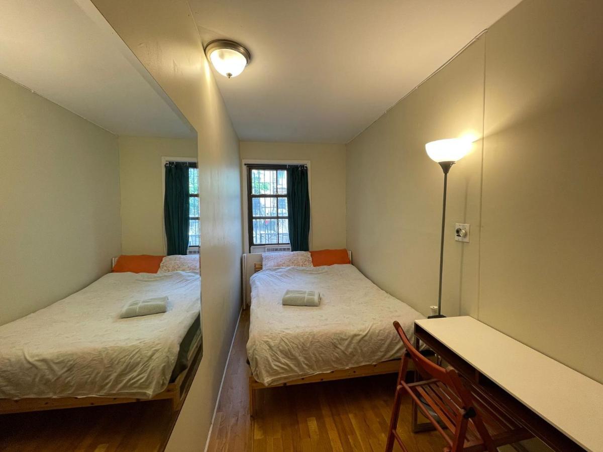 Affordable & Central Williamsburg Boutique Room Нью-Йорк Экстерьер фото